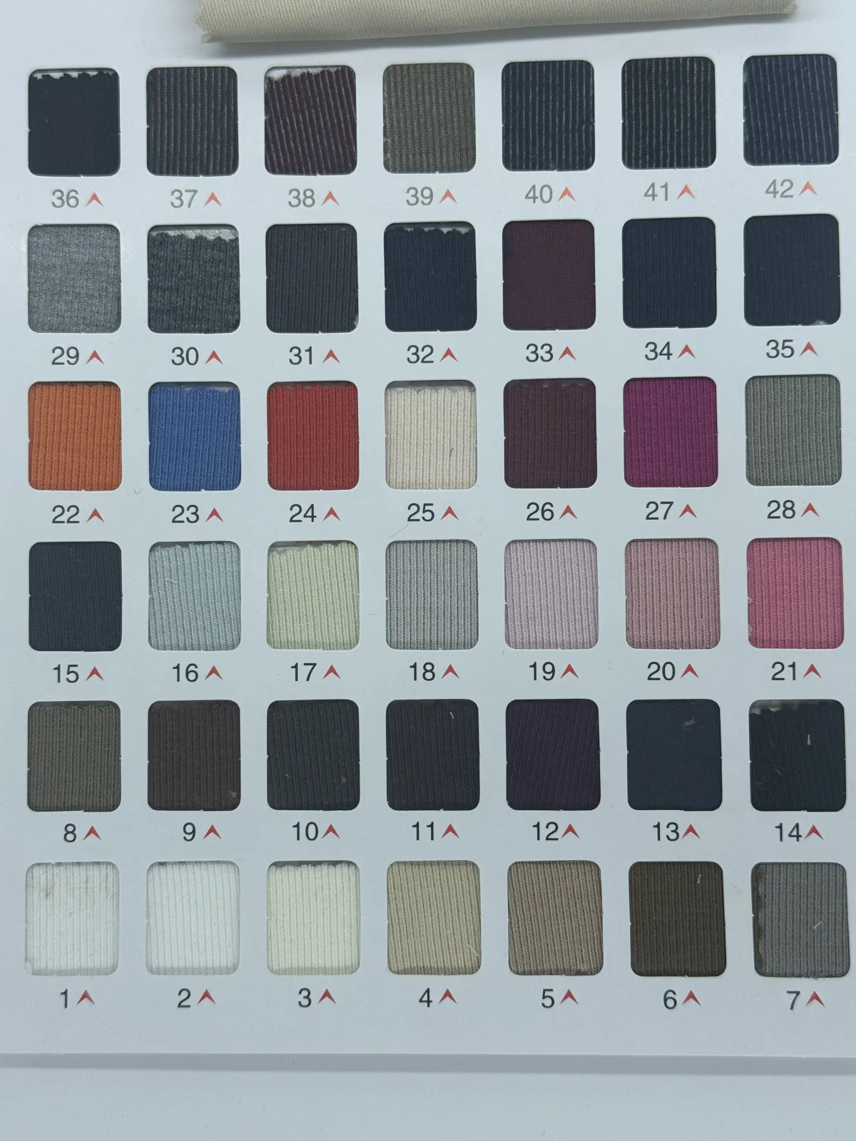 NIUNIU TEXTILE 中亚 40%棉莫 53%T 7%SP