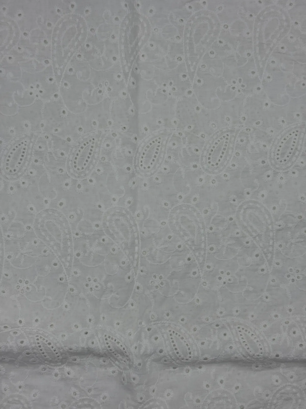 NIUNIU TEXTILE 全棉绣花布 100%C