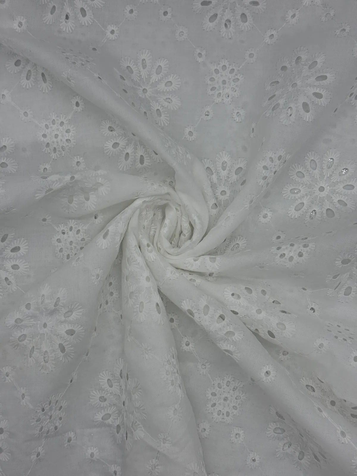 NIUNIU TEXTILE 全棉绣花布 100%C
