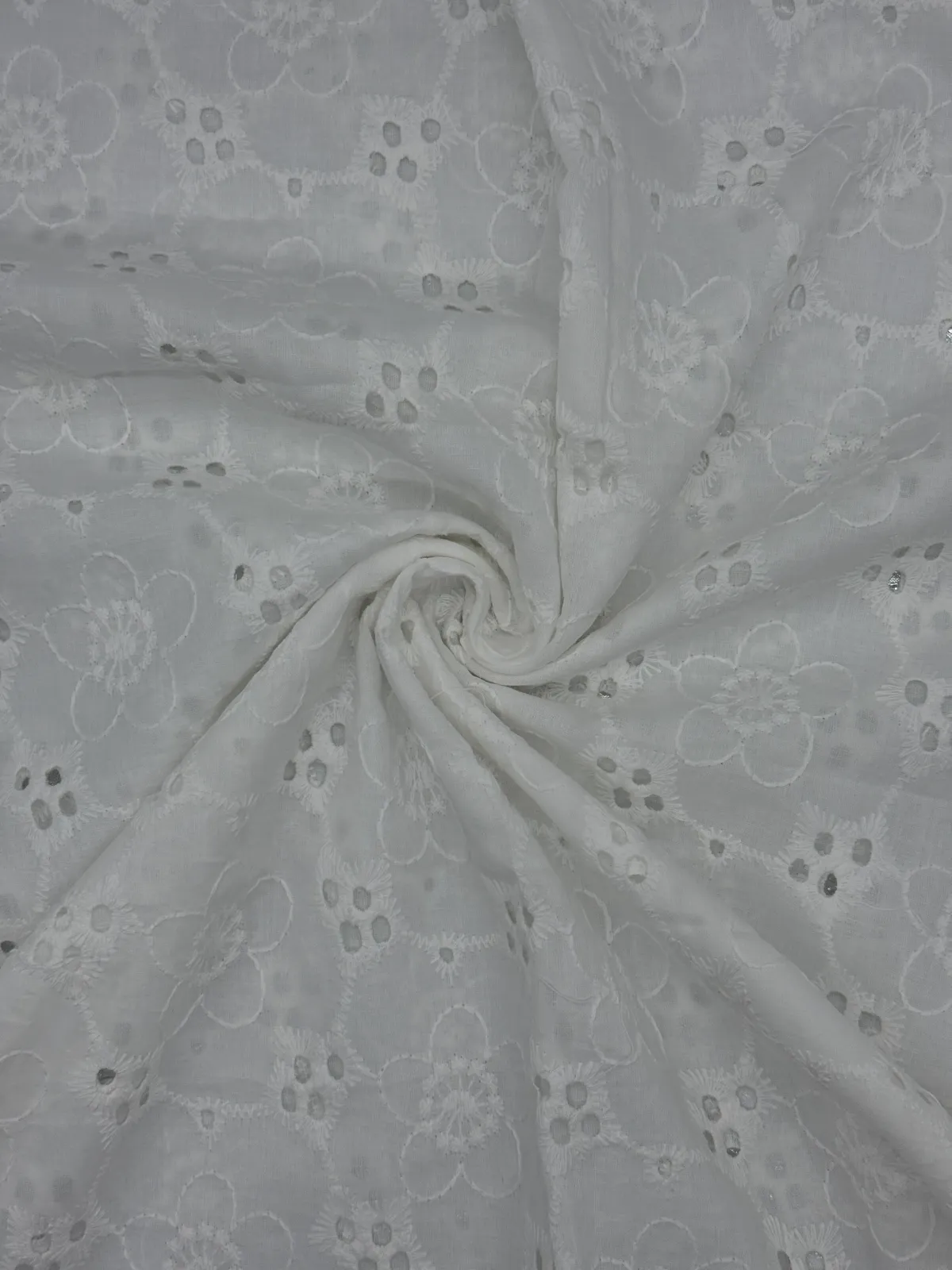 NIUNIU TEXTILE 全棉绣花布 100%C