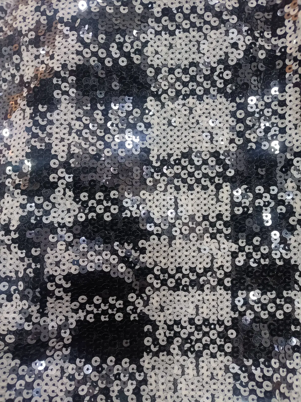 绍兴市星承纺织品有限公司 亮片绣 P:100%