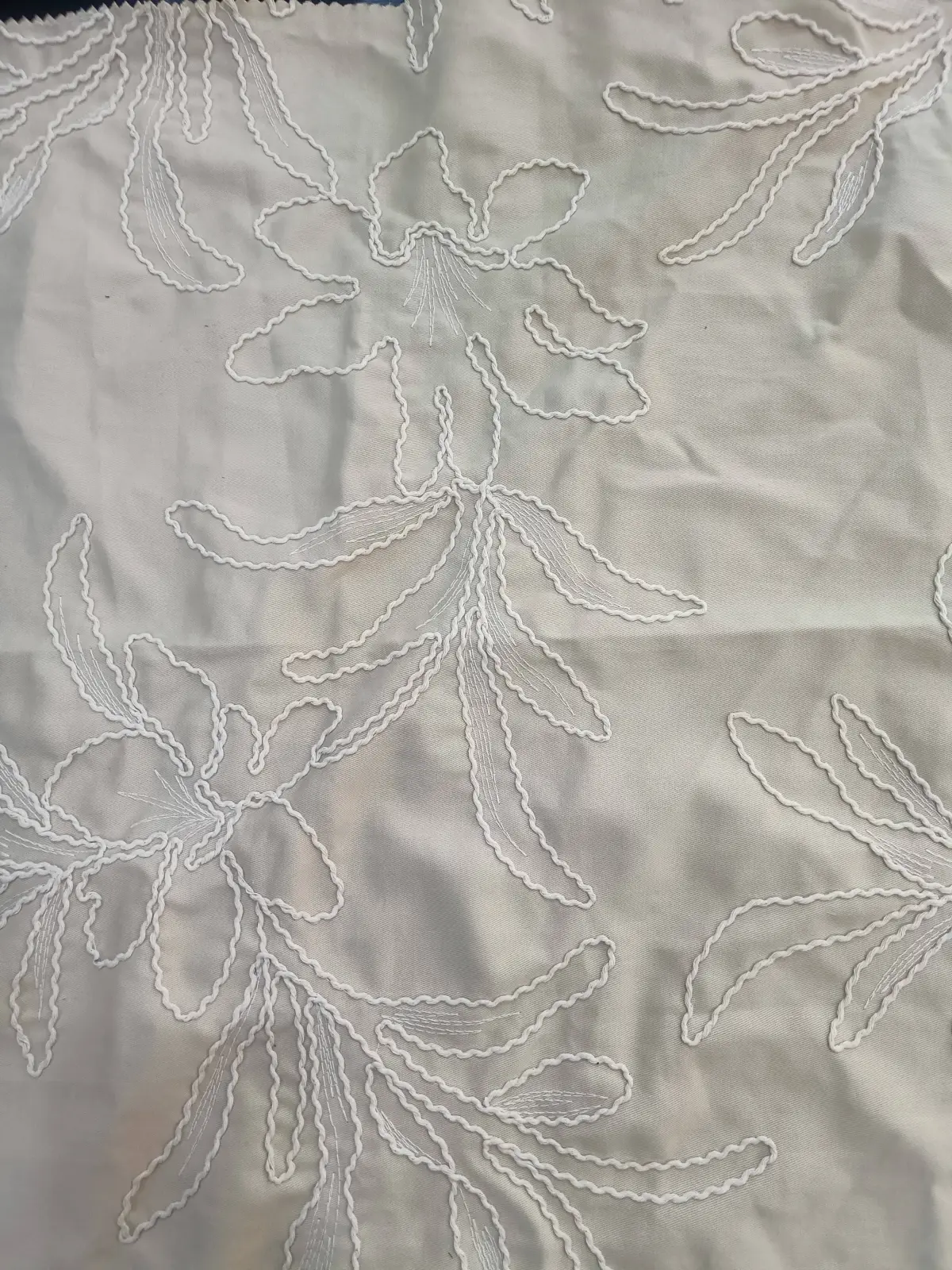 绍兴市星承纺织品有限公司 绳绣 底布100%C绣花97%C3%N
